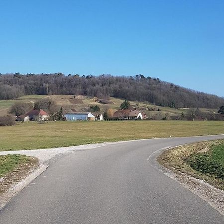 Gite Micha Saint-Lothain Esterno foto